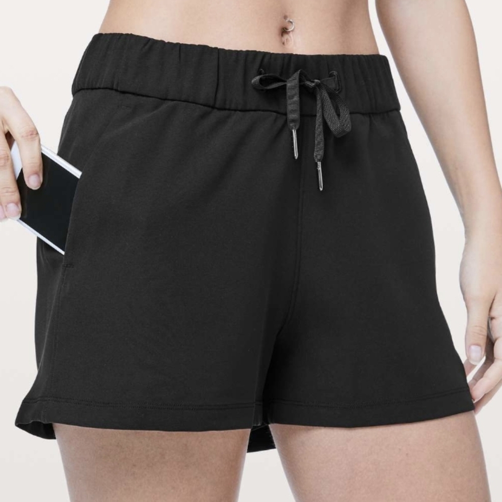 Lululemon On The Fly Short *Woven *2.5" In Black